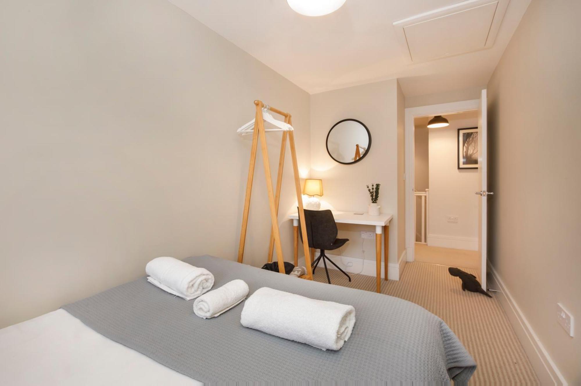 Compton Lodge Luxury Apartment-Free Parking Йорк Екстер'єр фото